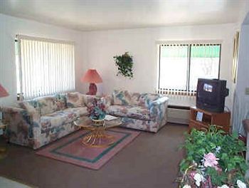 Mcgovern'S Motel And Suites Sun Prairie Eksteriør bilde