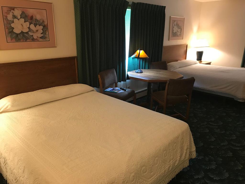 Mcgovern'S Motel And Suites Sun Prairie Eksteriør bilde